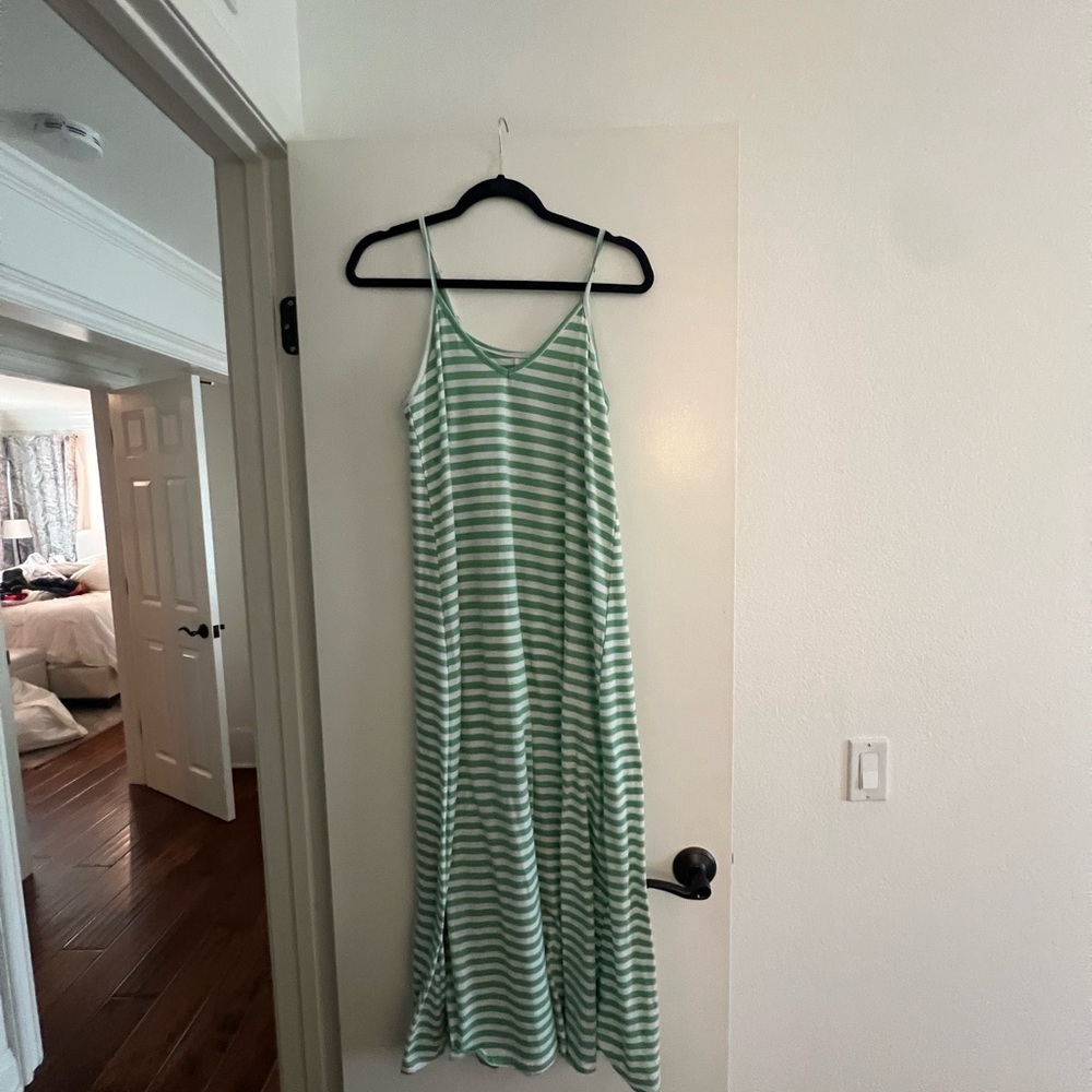Maxi SHEIN dress green and white